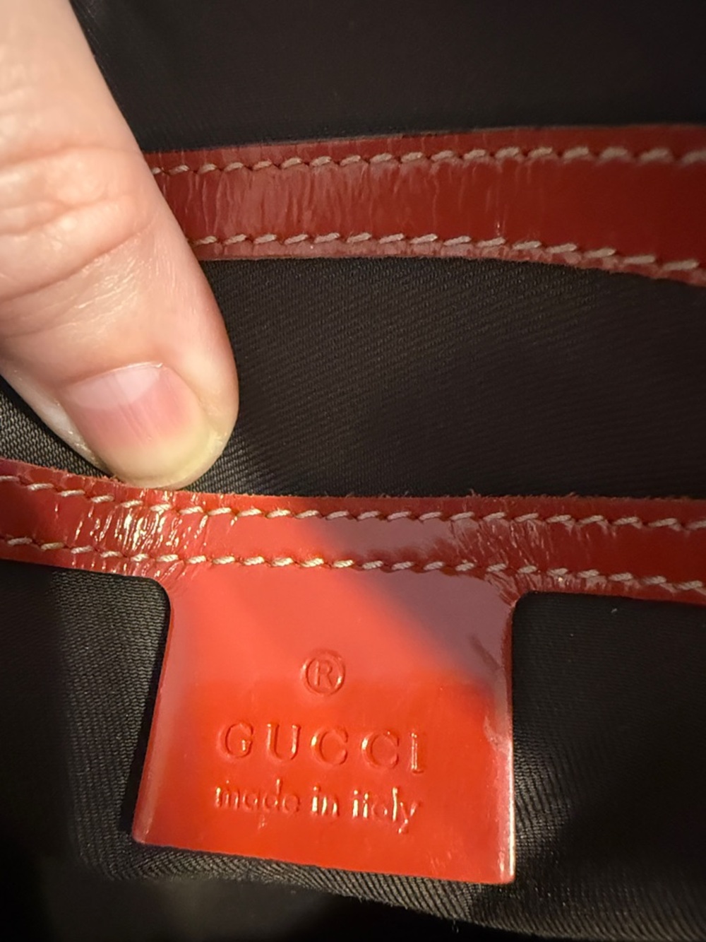 Authentic Gucci Boston Bag with Red and Black Heart Appliqués - Picture 8 of 11